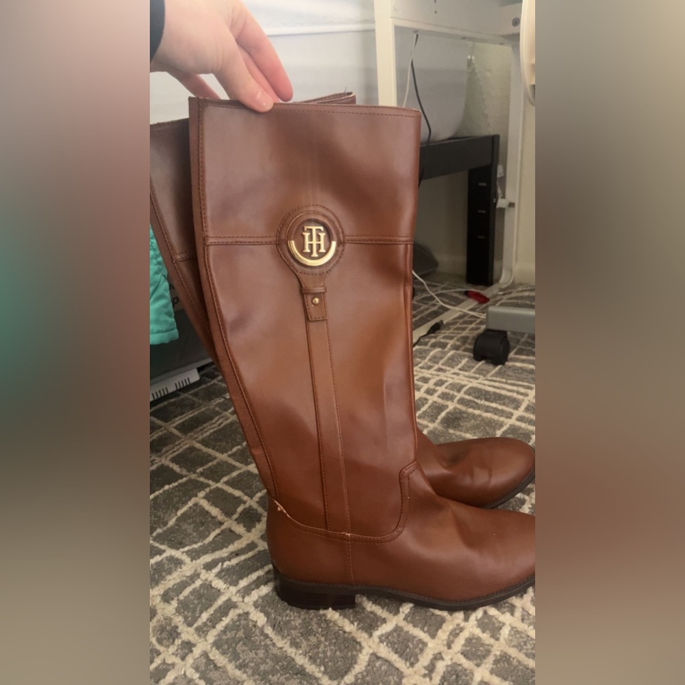 NEW tommy hilfiger boots